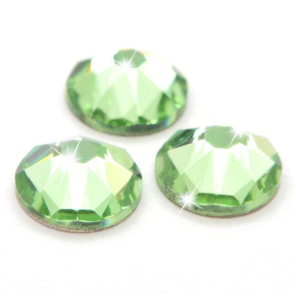 Swarovski® Kristalle 2088 XIRIUS, SS20 Peridot (Strass-Steine, Glitzersteine zum Aufkleben) - 25 Stück