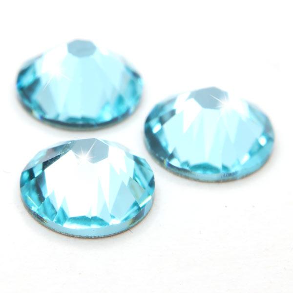 Swarovski® Kristalle 2058 XILION, SS30 Light Turquoise (Strass-Steine, Glitzersteine zum Aufkleben)
